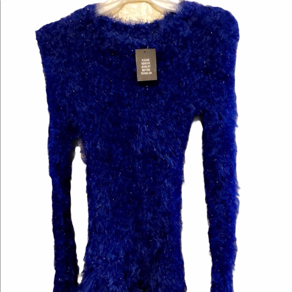 VIP fur pullover NWT - Picture 3 of 4